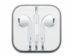 Generic earbuds with Mic White